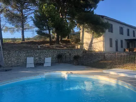 La piscine du mas Muscat